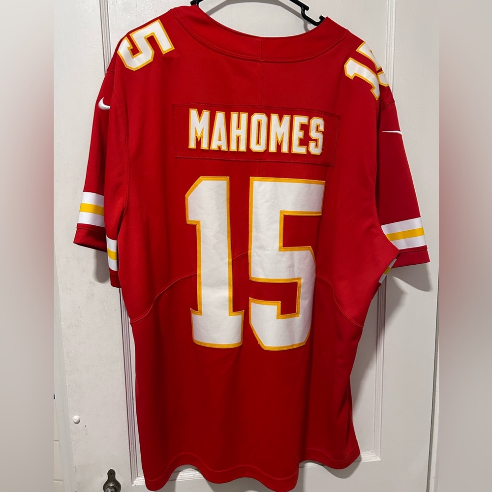 Kansas City Chiefs Mahomes Jersey Nike XXL - Picture 2 of 2